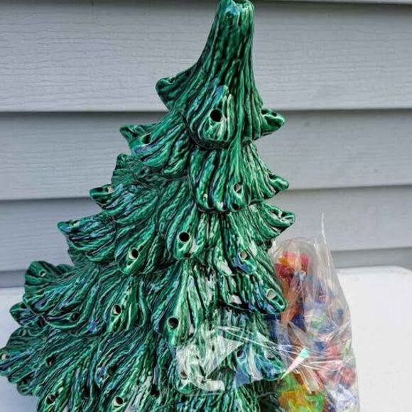 Ceramic Christmas Tree Like New - Picture 6 of 8